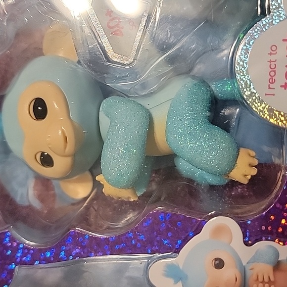 Fingerling monkey glitter blue new in package finger puppet - Picture 2 of 4